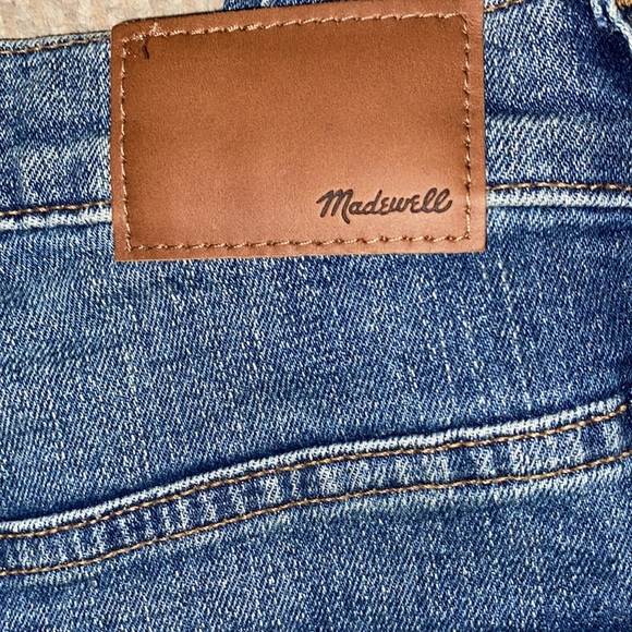 NWT The High-Rise Slim Boyjean in Frisco Wash - Picture 7 of 9